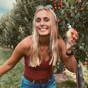 Meet your Posher, Kady